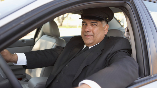 Illustration for article titled We Asked 22 Limo Drivers About The Worst Time Someone Got Sucked Out Of Their Car After Opening The Sunroof